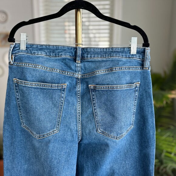 Land's End Mid Rise Boyfriend Jeans in Indigo Tide Blue Sz 14 - Picture 4 of 16
